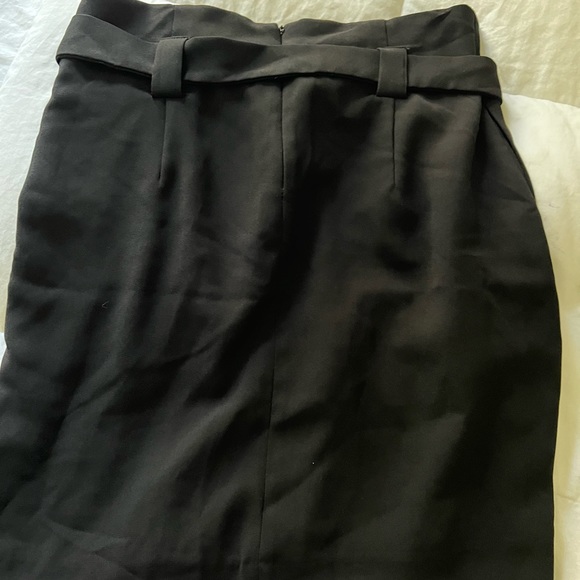 Express Black skirt - Picture 4 of 4